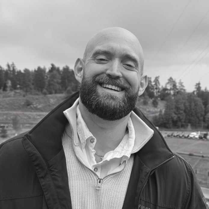 Peter R. Valderhaug smiling outdoors
